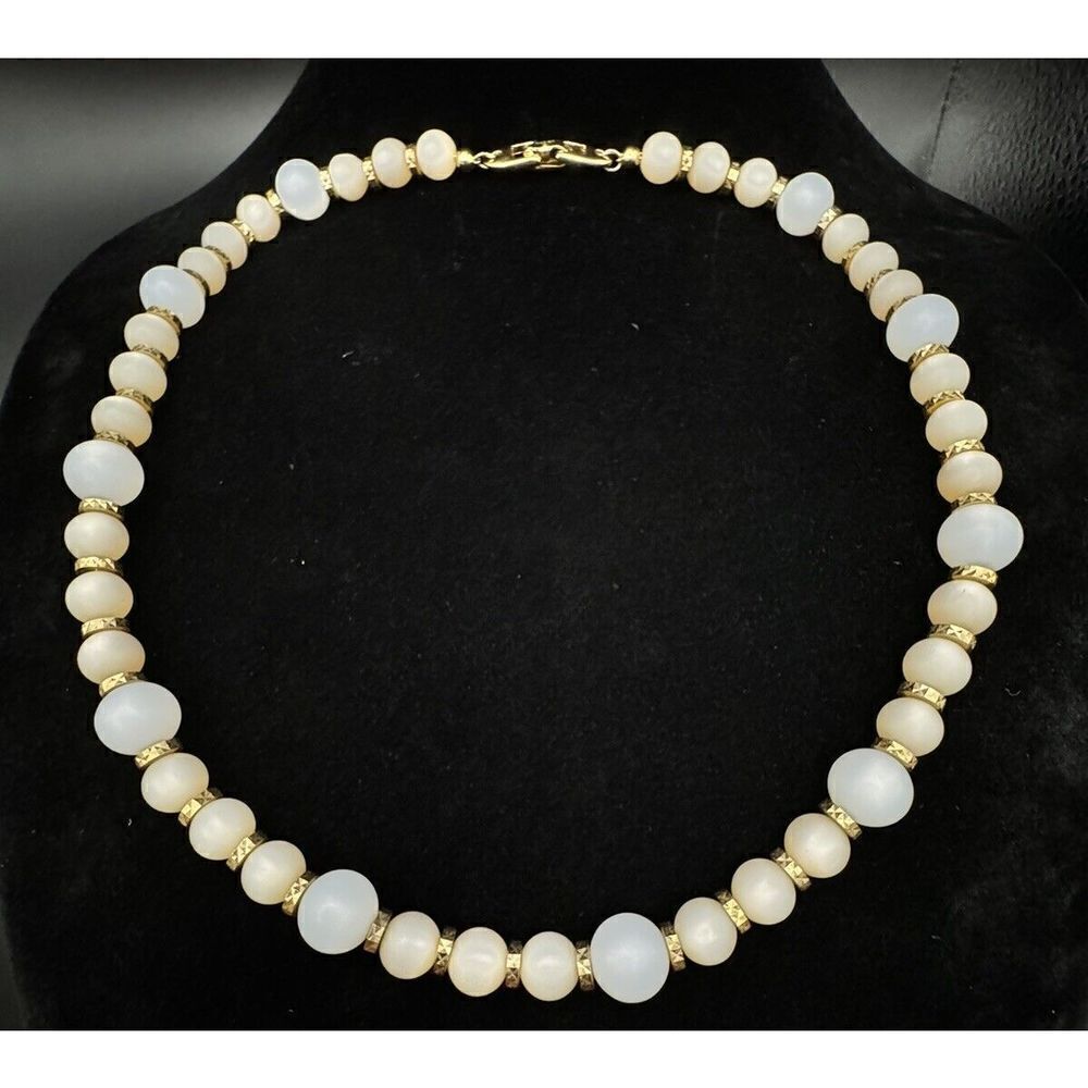 Napier Vintage Gold Tone Frosted Glass White‎ Beige Beaded Necklace 17”